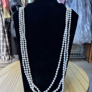 Elegant White Pearl Necklace